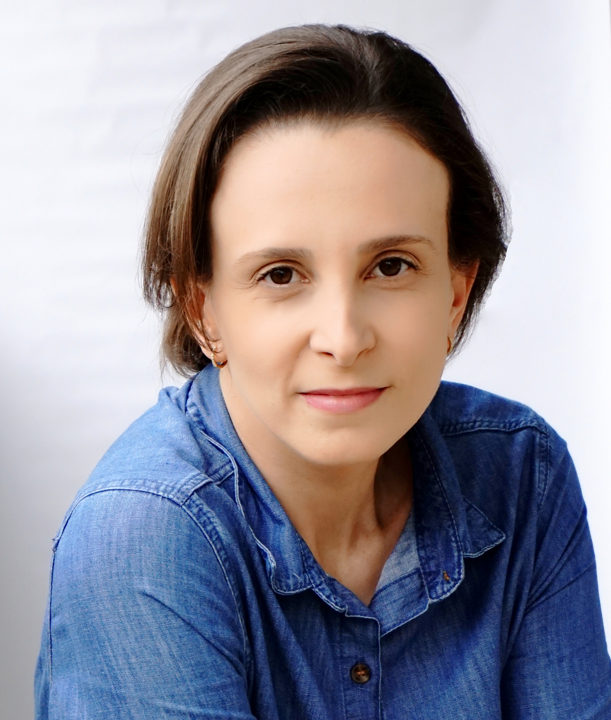 Natacha Amaral Autorretrato Close